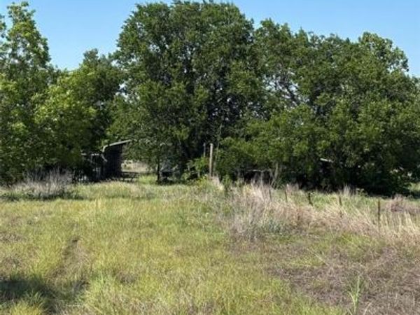 3675 Fm 85, Ennis, TX 75119