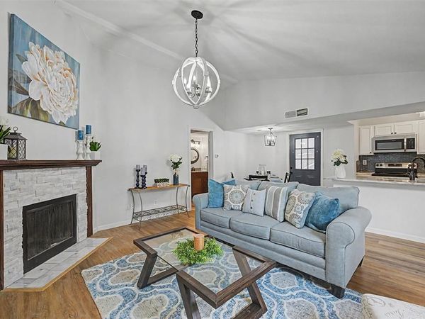 2506 Sunflower Drive, Arlington, TX 76014