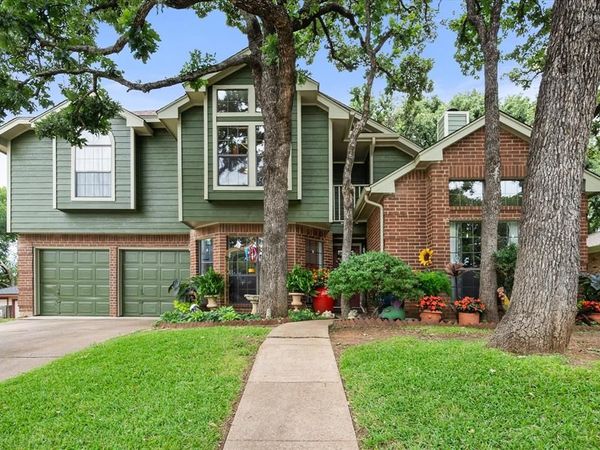 6616 Shorewood Drive, Arlington, TX 76016