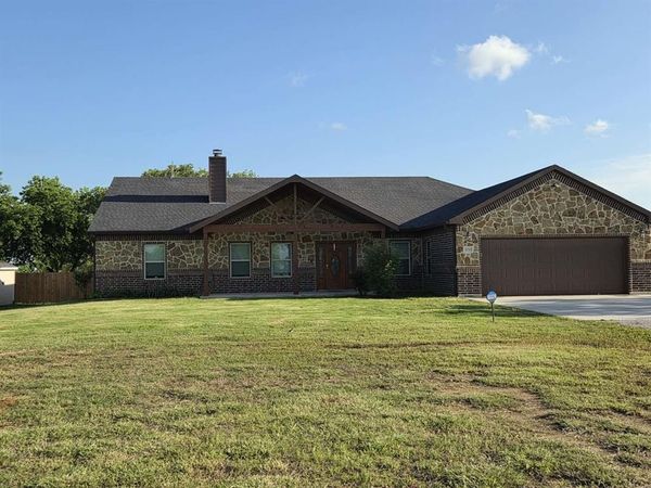 3250 Springfield RD, Springtown, TX 76082