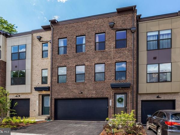 1622 FELLOWSHIP SQUARE, RESTON, VA 20190