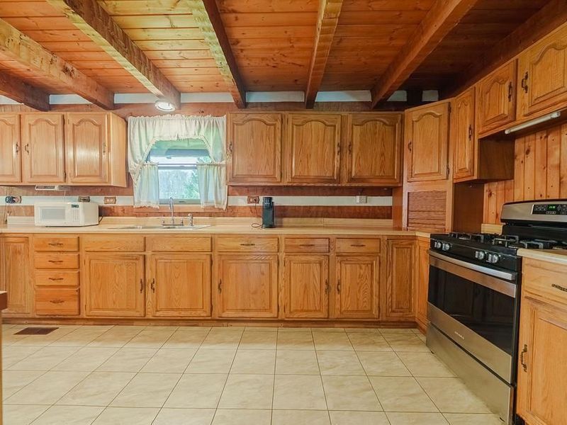 325 Ackley Road , Frankfort, OH 45628 Photo 24