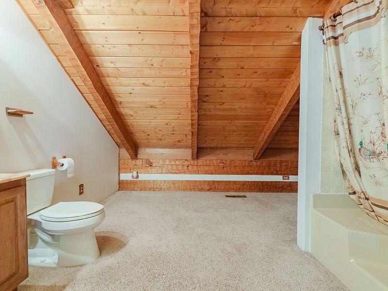 325 Ackley Road , Frankfort, OH 45628 Photo 8