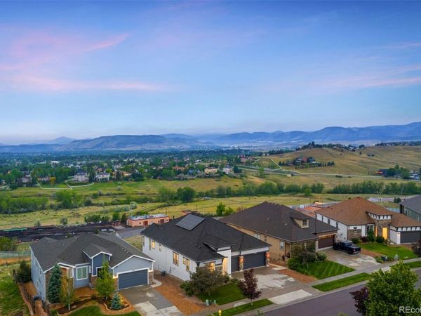 15798 W 83rd Avenue , Arvada, CO 80007