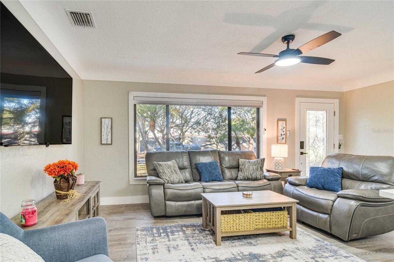 2901 70th Street N, Saint Petersburg, FL 33710 Photo