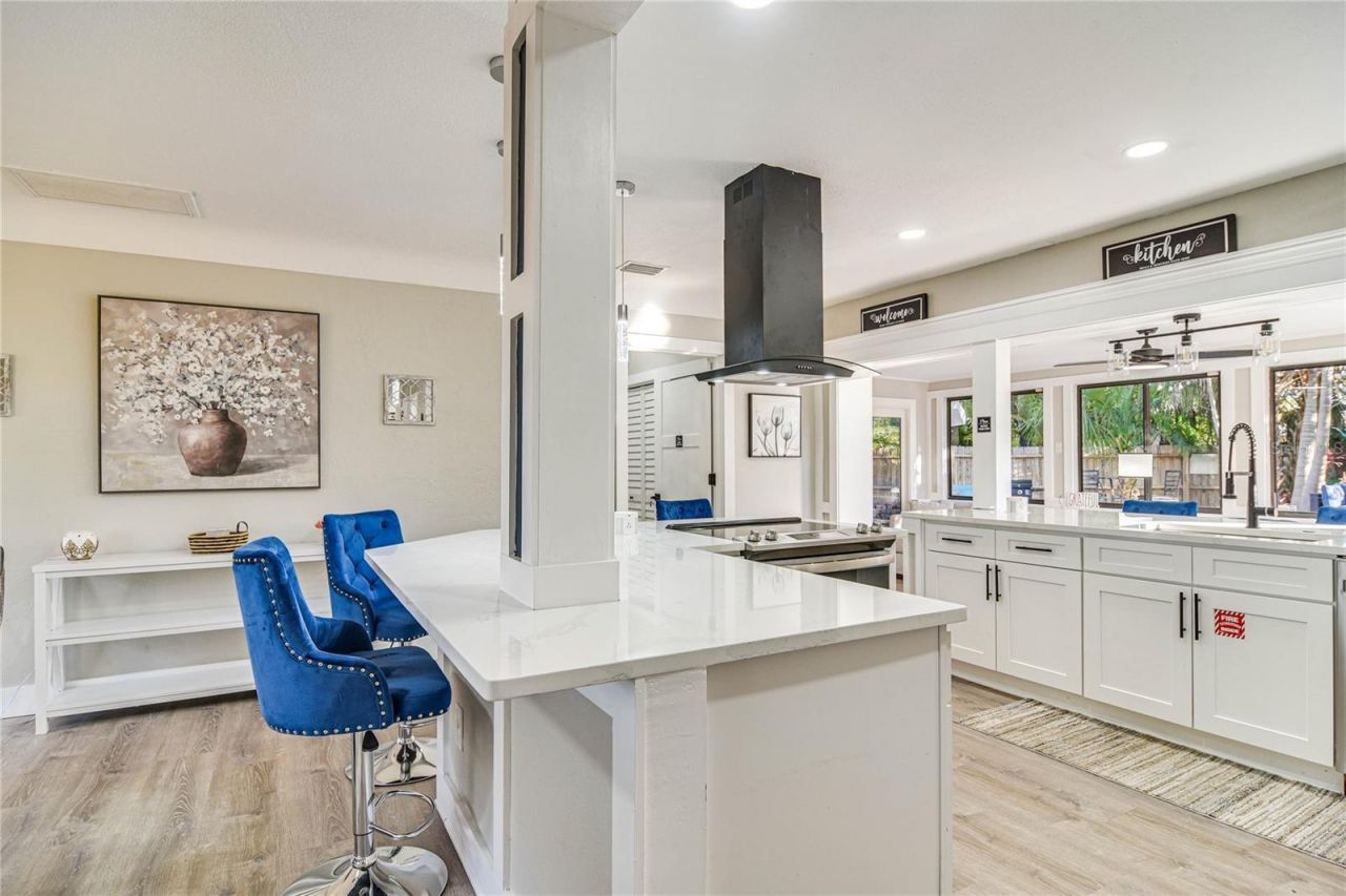 2901 70th Street N, Saint Petersburg, FL 33710 Photo
