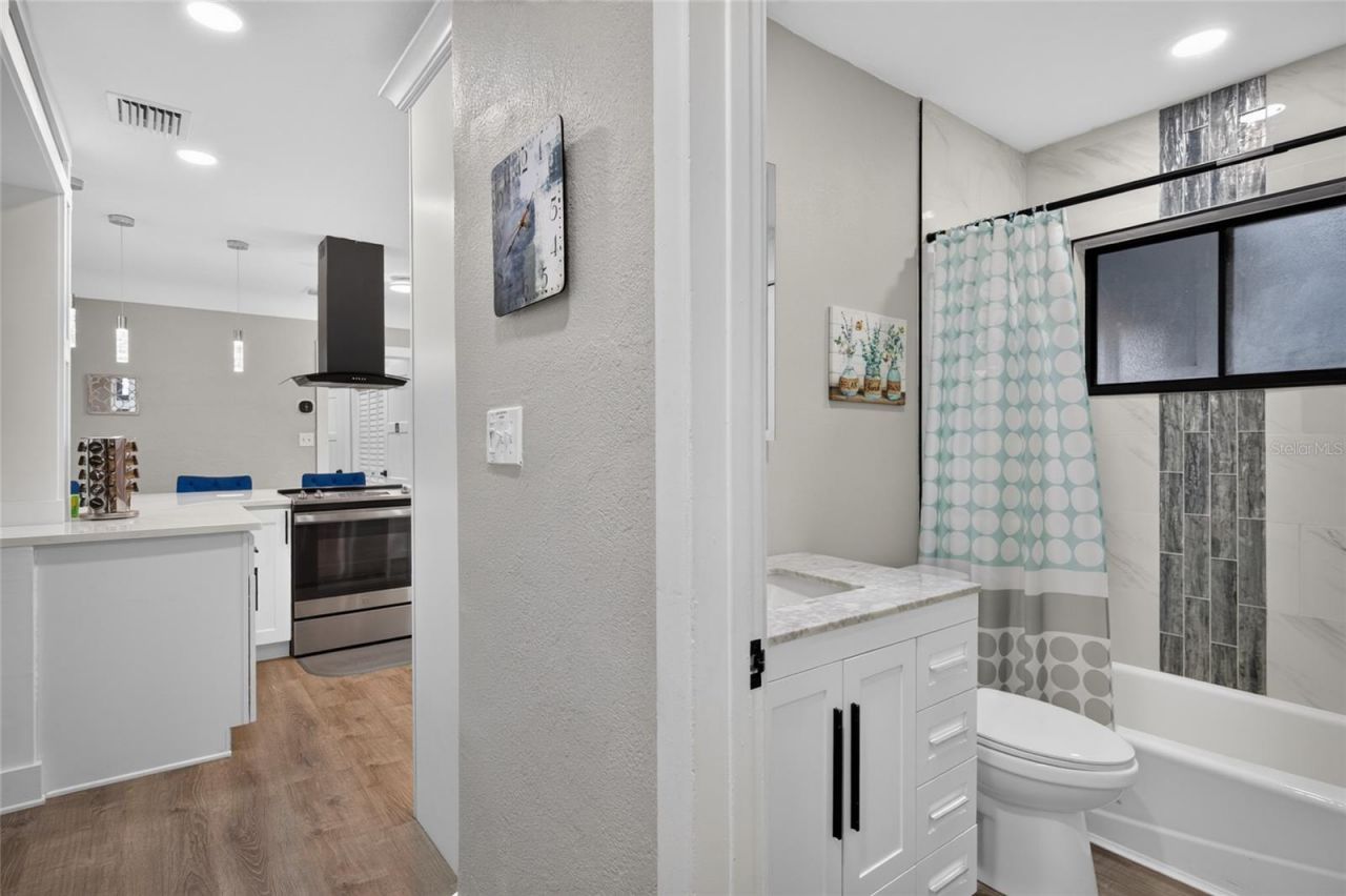 2901 70th Street N, Saint Petersburg, FL 33710 Photo