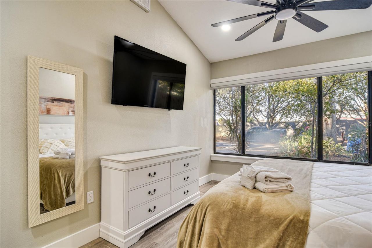 2901 70th Street N, Saint Petersburg, FL 33710 Photo