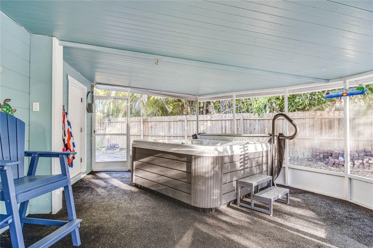 2901 70th Street N, Saint Petersburg, FL 33710 Photo