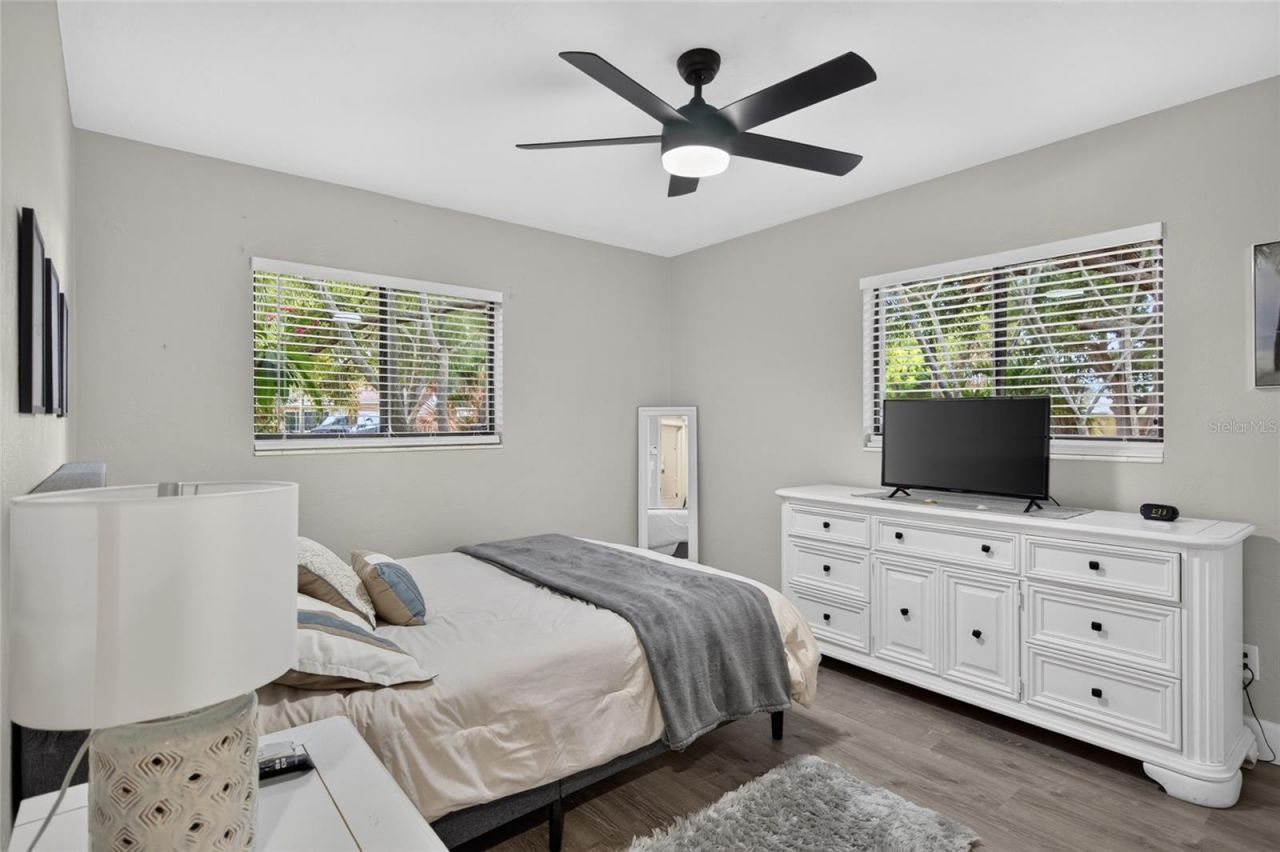 2901 70th Street N, Saint Petersburg, FL 33710 Photo