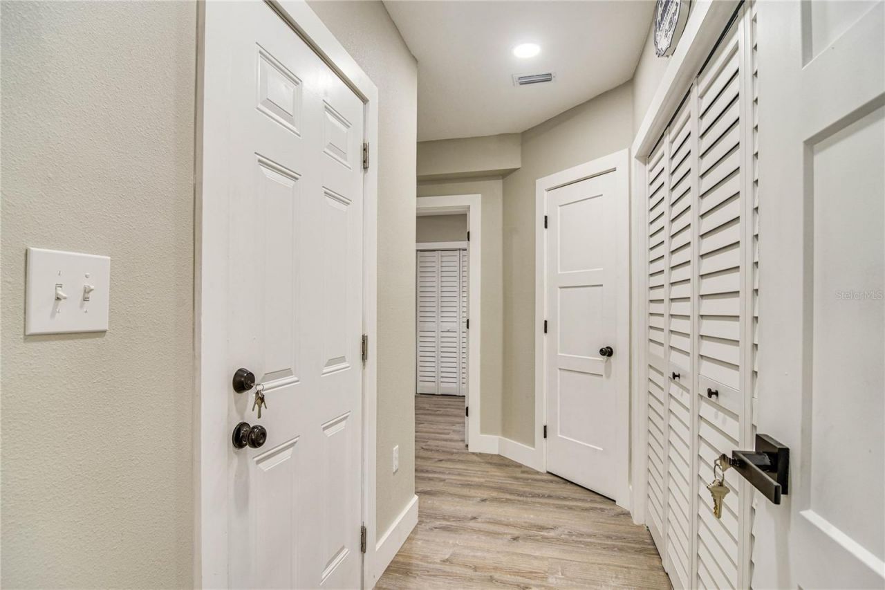 2901 70th Street N, Saint Petersburg, FL 33710 Photo