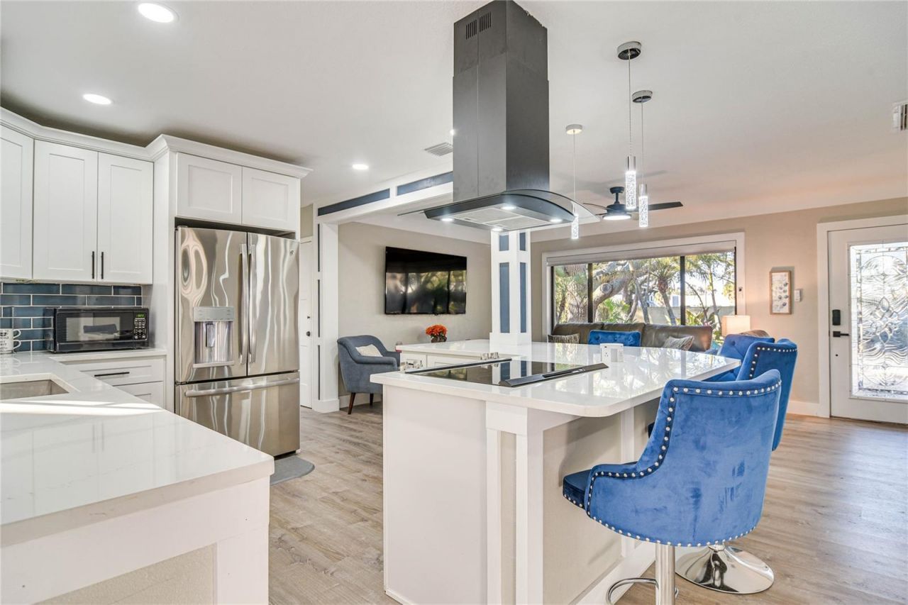 2901 70th Street N, Saint Petersburg, FL 33710 Photo