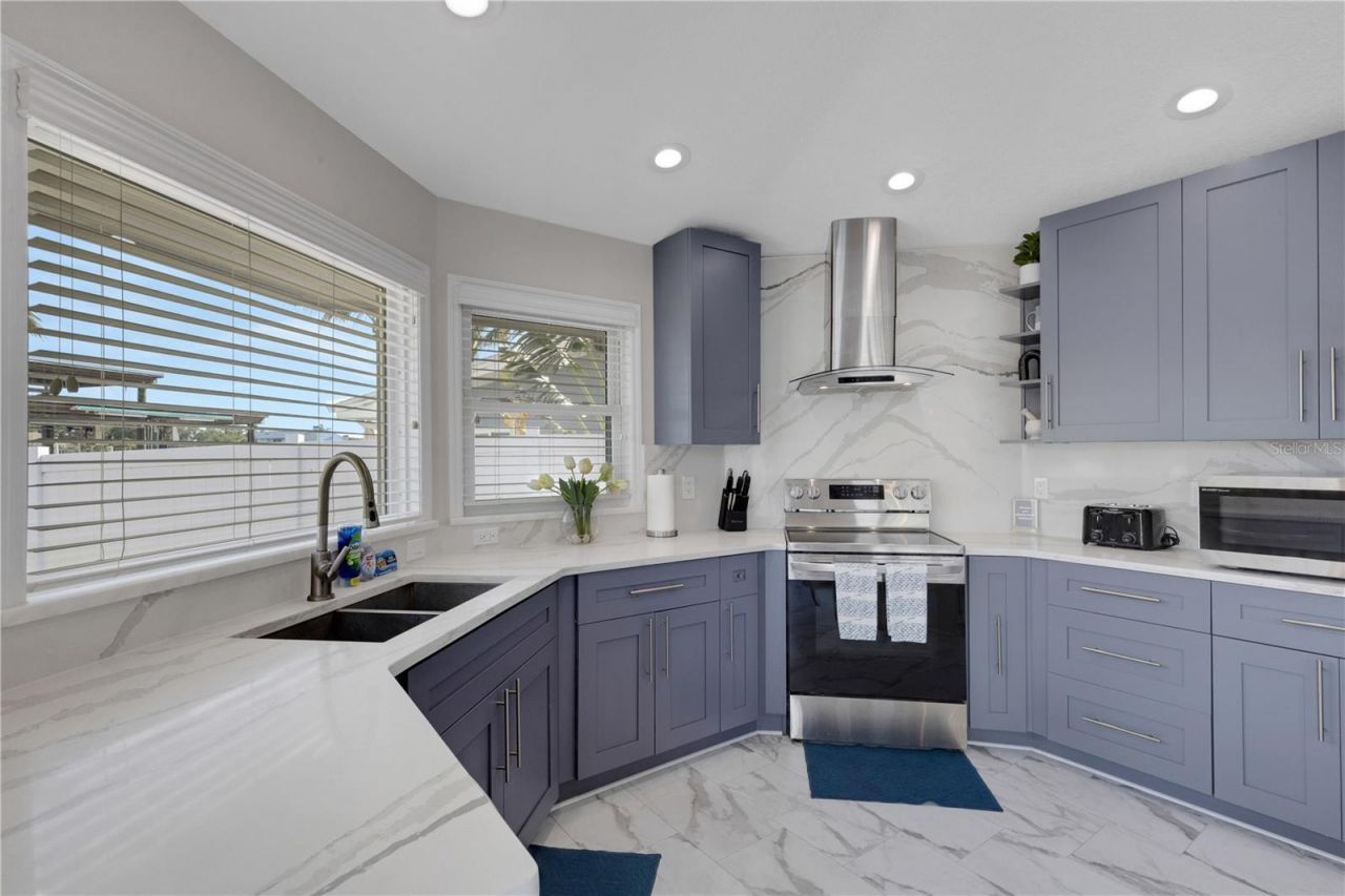 4124 Harbor Circle S, Largo, FL 33770 Photo