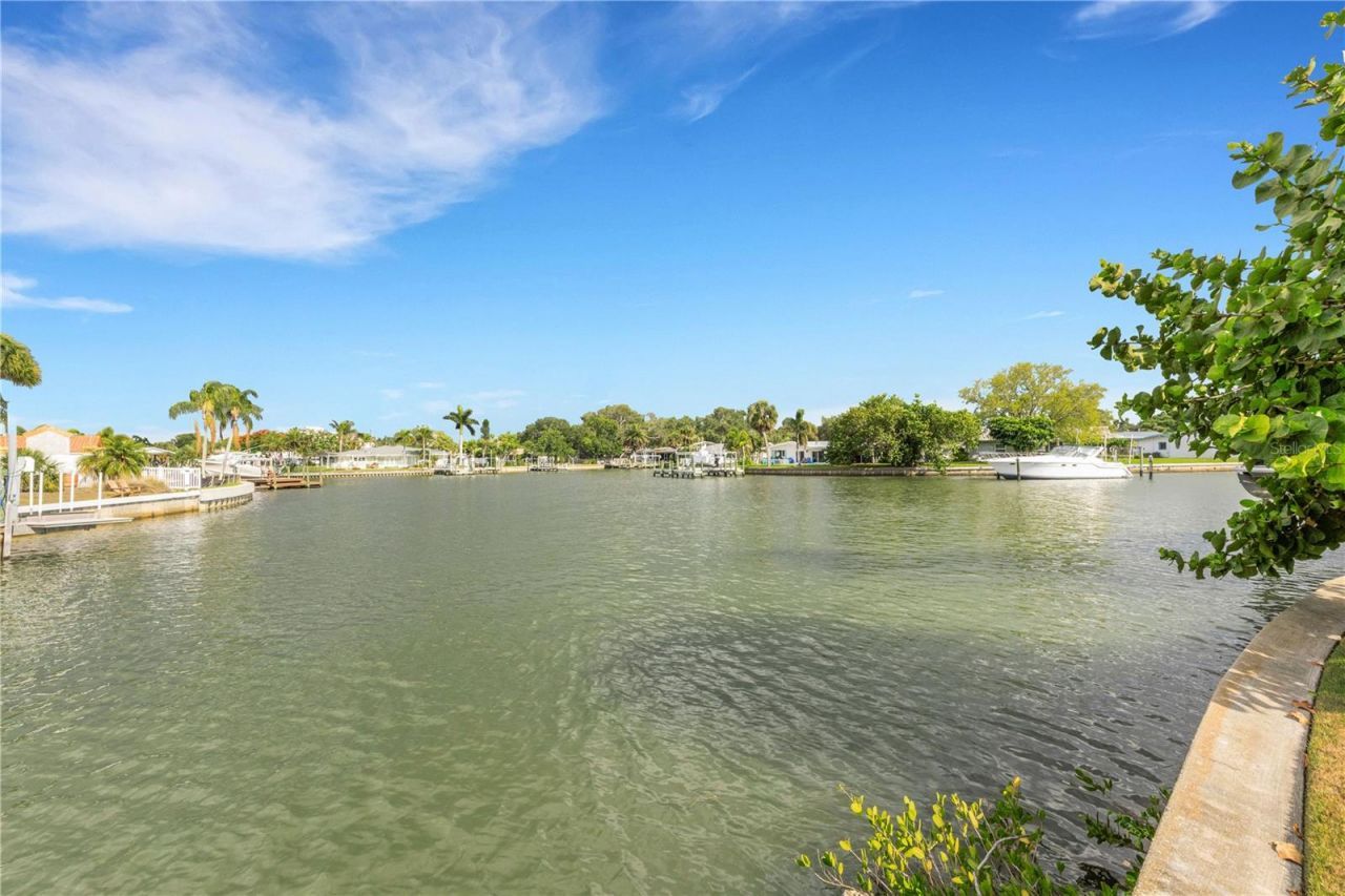 4124 Harbor Circle S, Largo, FL 33770 Photo