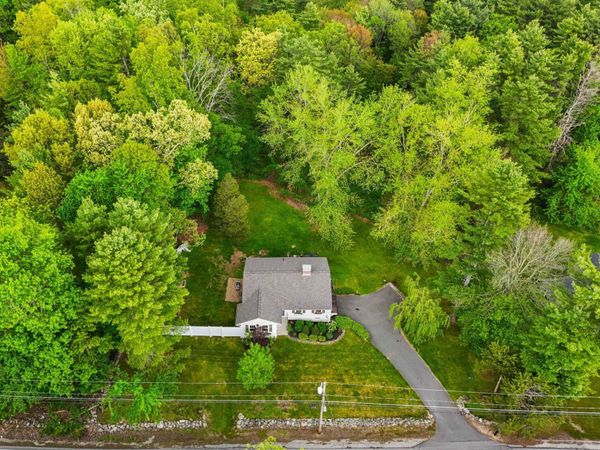 352 East Road, Hampstead, NH 03841