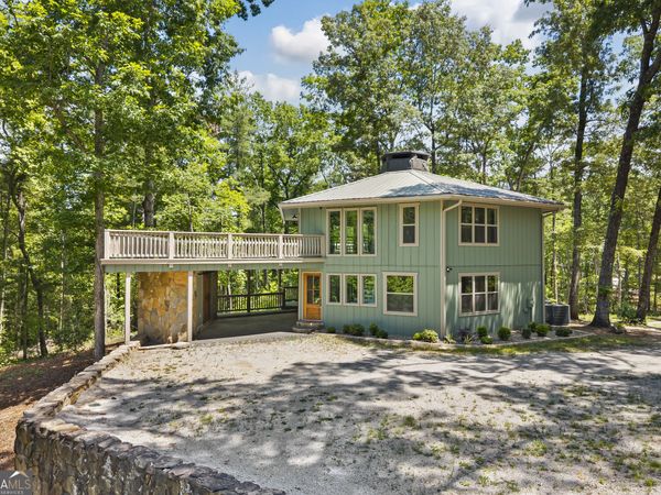 484 Mountain Stream Lane, Lakemont, GA 30552