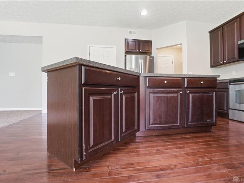 102 Waterford Boulevard, Fairborn, OH 45324 Photo 14