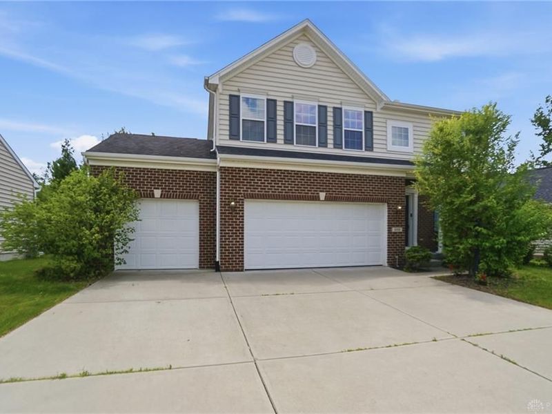 102 Waterford Boulevard, Fairborn, OH 45324 Photo 2