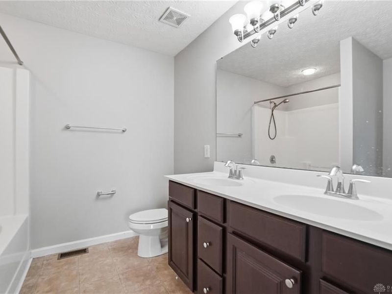 102 Waterford Boulevard, Fairborn, OH 45324 Photo 25