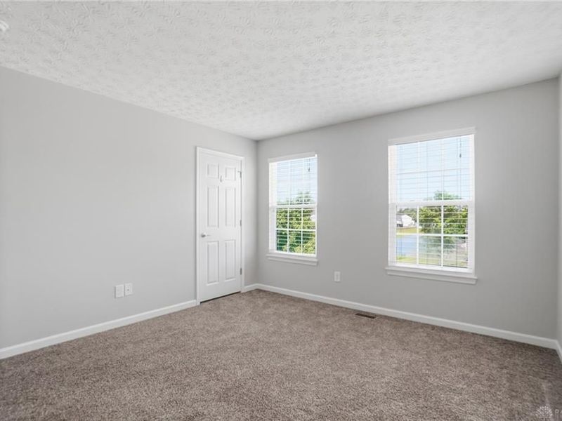 102 Waterford Boulevard, Fairborn, OH 45324 Photo 32