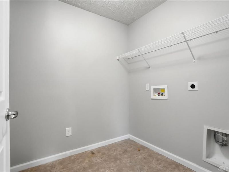 102 Waterford Boulevard, Fairborn, OH 45324 Photo 38