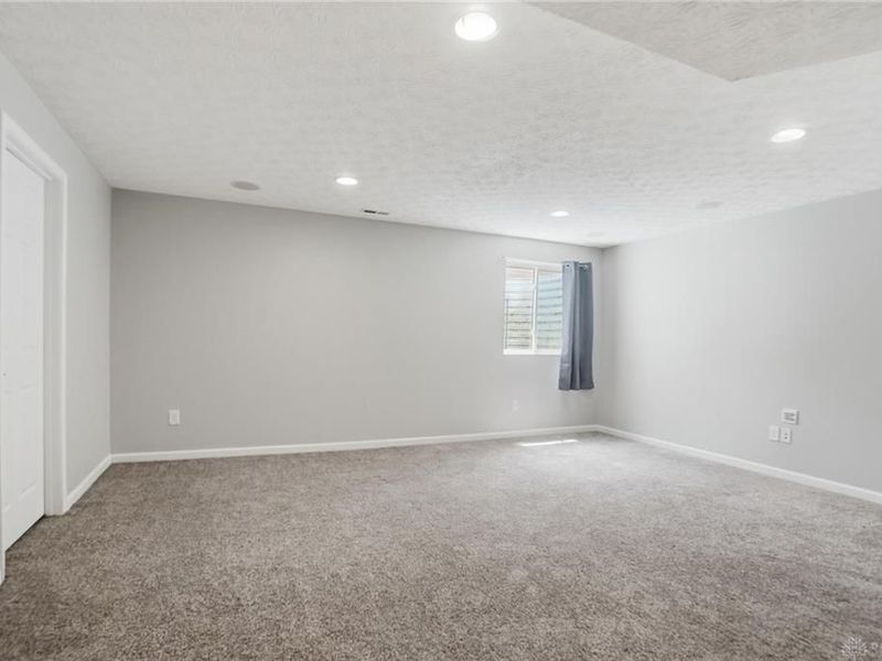 102 Waterford Boulevard, Fairborn, OH 45324 Photo 39