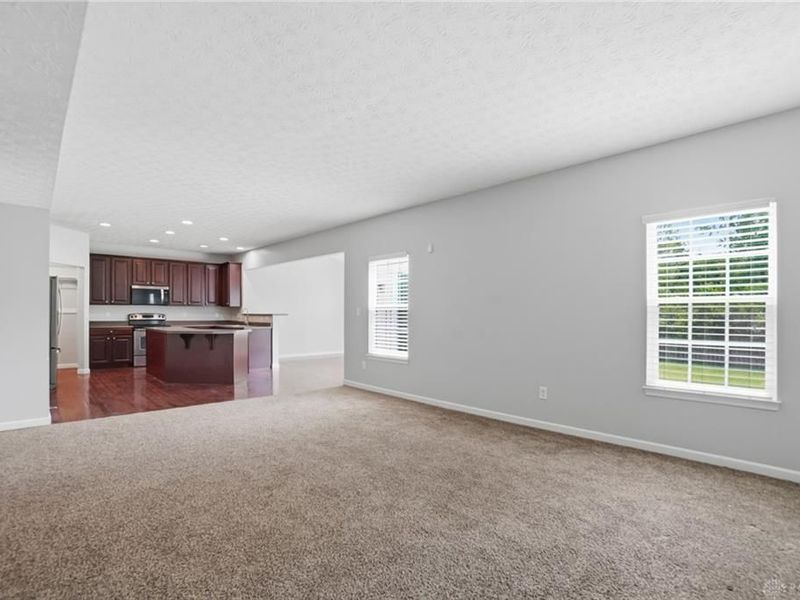 102 Waterford Boulevard, Fairborn, OH 45324 Photo 9