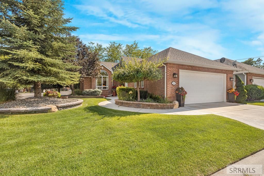 3413 Sun Circle, Idaho Falls, ID 83404 Main Photo