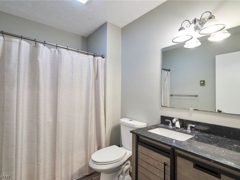 231 College Park Drive, Elyria, OH 44035 Photo 16