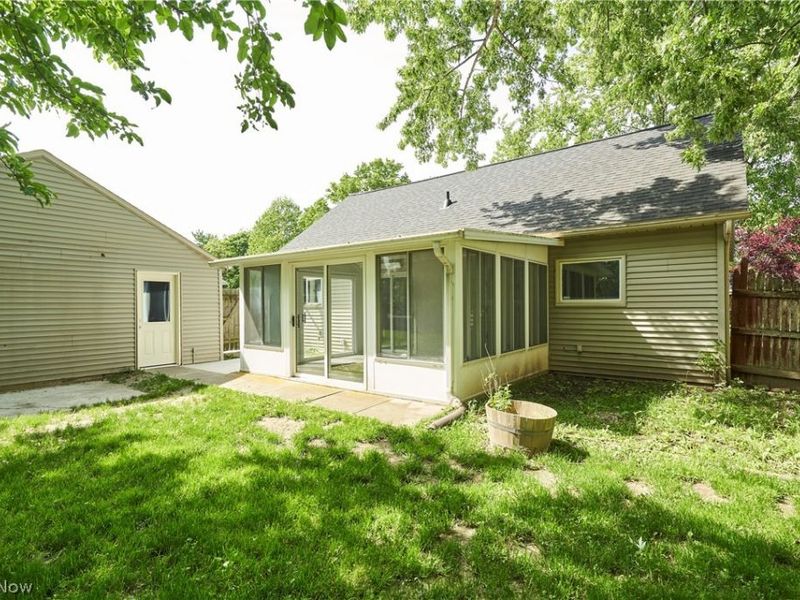 231 College Park Drive, Elyria, OH 44035 Photo 5