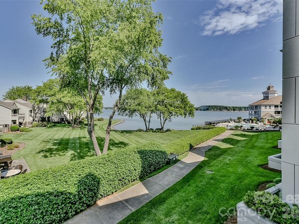 18557 Vineyard Point Lane, Unit 47, Cornelius, NC 28031