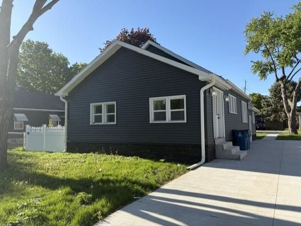 425 W Cleveland Street, SPRING VALLEY, IL 61362