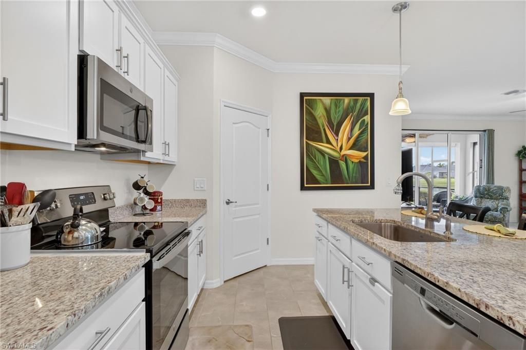 4386 Bluegrass Dr , Fort Myers, FL 33916 Photo