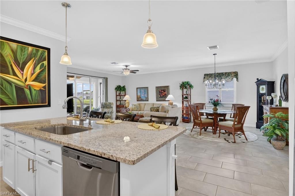 4386 Bluegrass Dr , Fort Myers, FL 33916 Photo