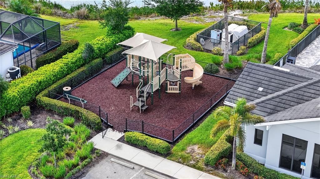 4386 Bluegrass Dr , Fort Myers, FL 33916 Photo