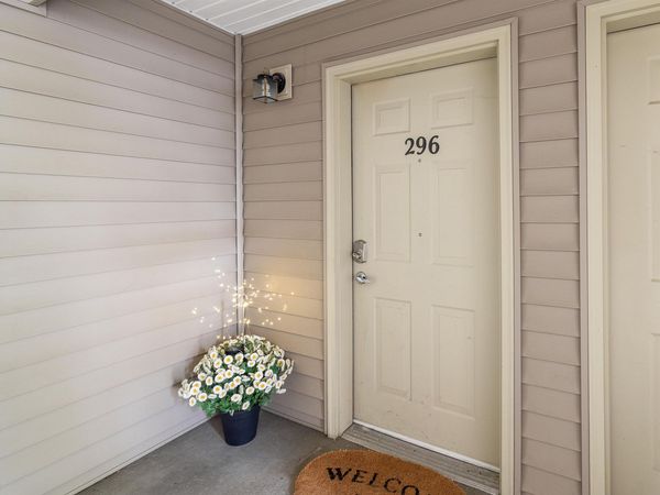 22855 E Country Vista Dr, Spokane, WA 99019