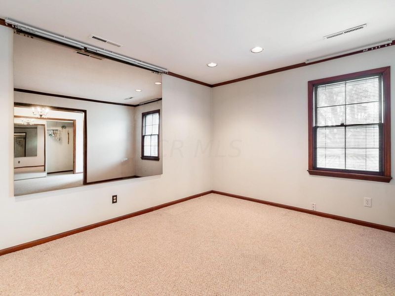 860 S 3rd Street , Columbus, OH 43206 Photo 14