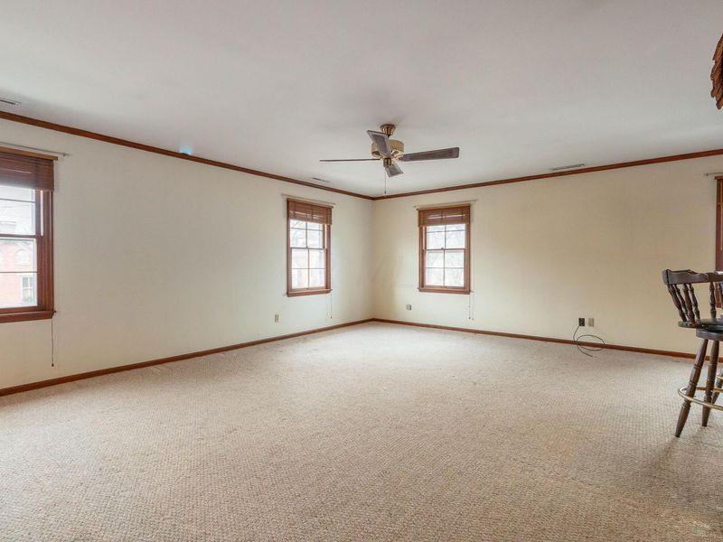 860 S 3rd Street , Columbus, OH 43206 Photo 4