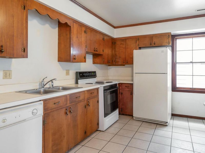 860 S 3rd Street , Columbus, OH 43206 Photo 9