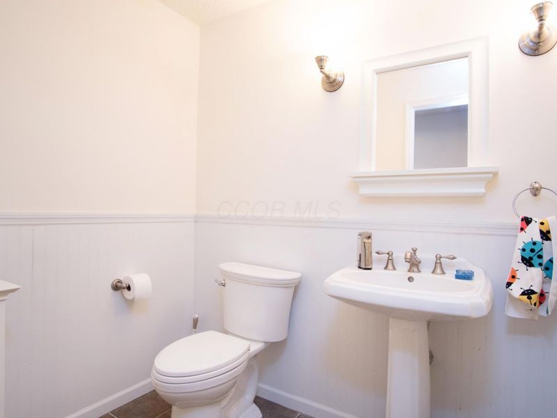 2051 Maxwell Avenue, Lewis Center, OH 43035 Photo 23