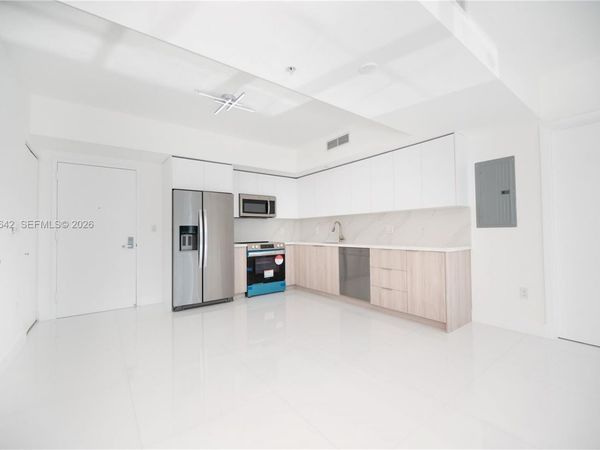 92 SW 3rd St , Unit 3411, Miami, FL 33130