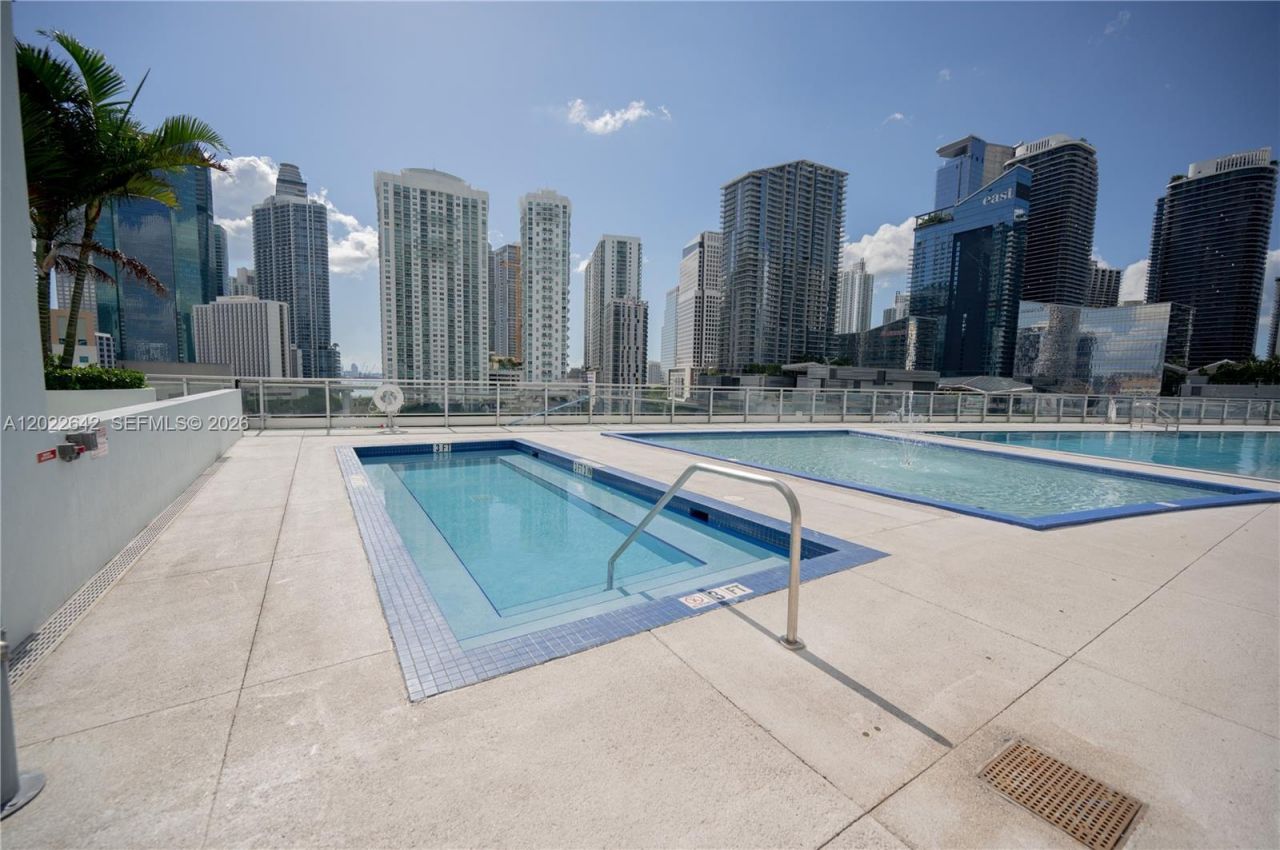 92 SW 3rd St , Unit 3411, Miami, FL 33130 Photo
