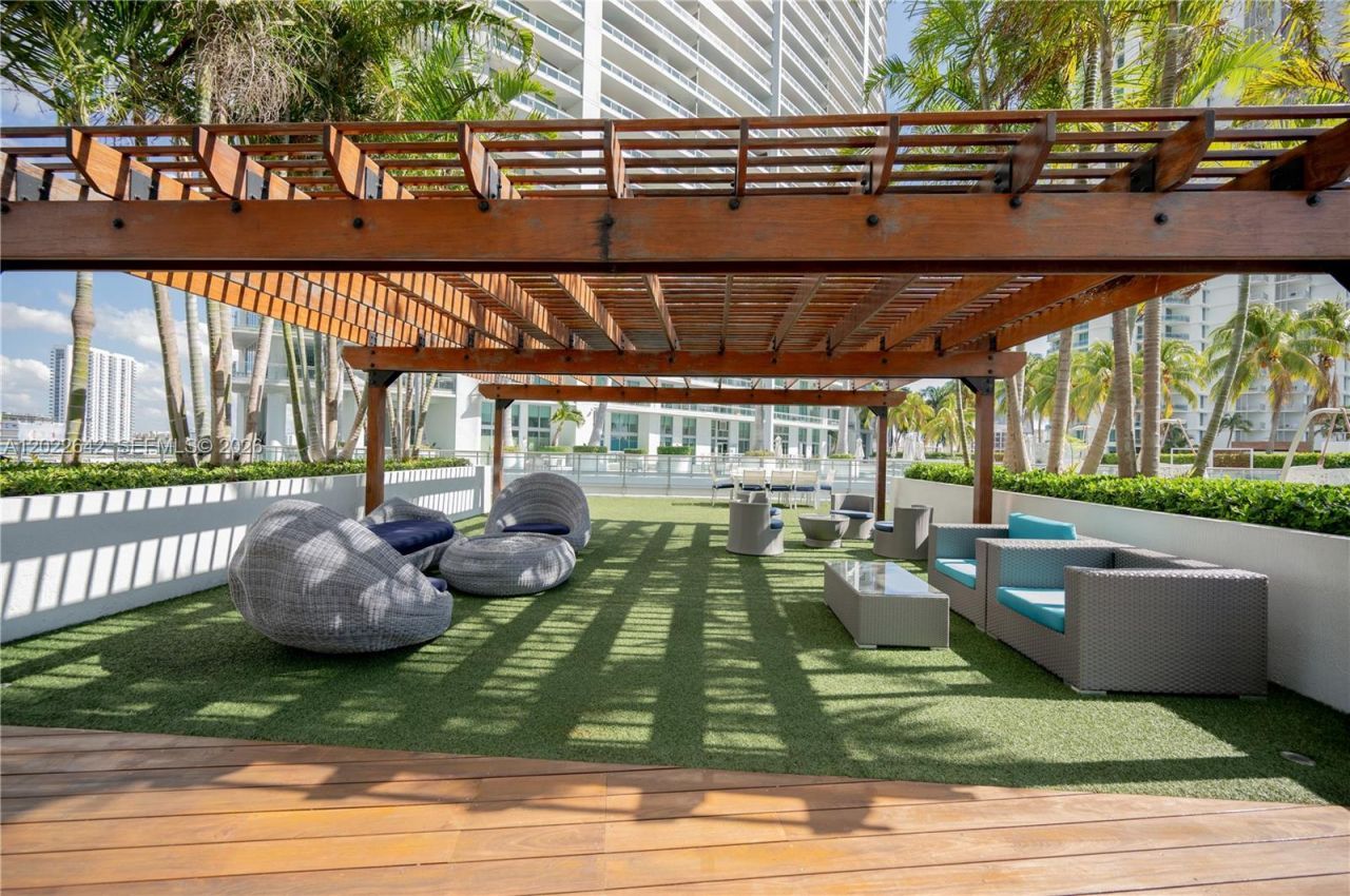 92 SW 3rd St , Unit 3411, Miami, FL 33130 Photo