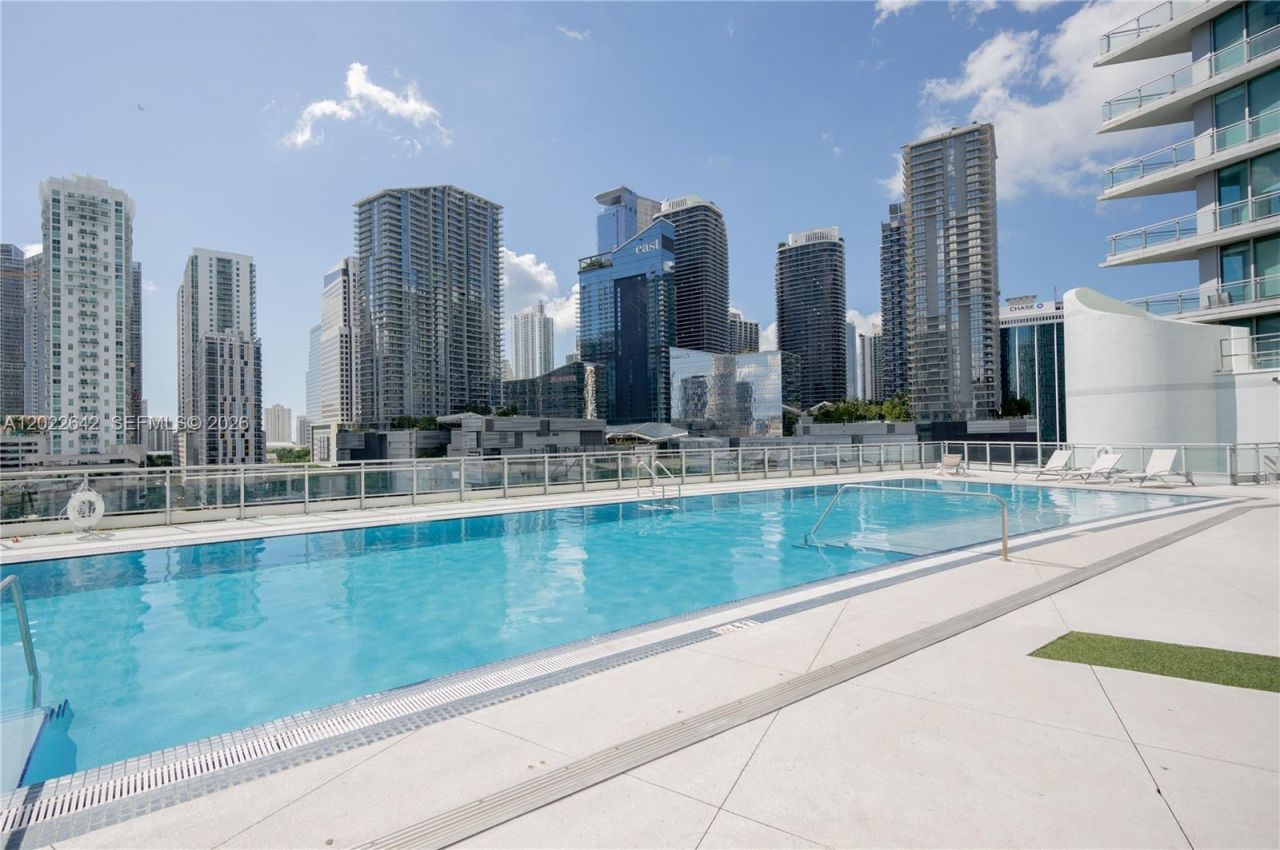 92 SW 3rd St , Unit 3411, Miami, FL 33130 Photo