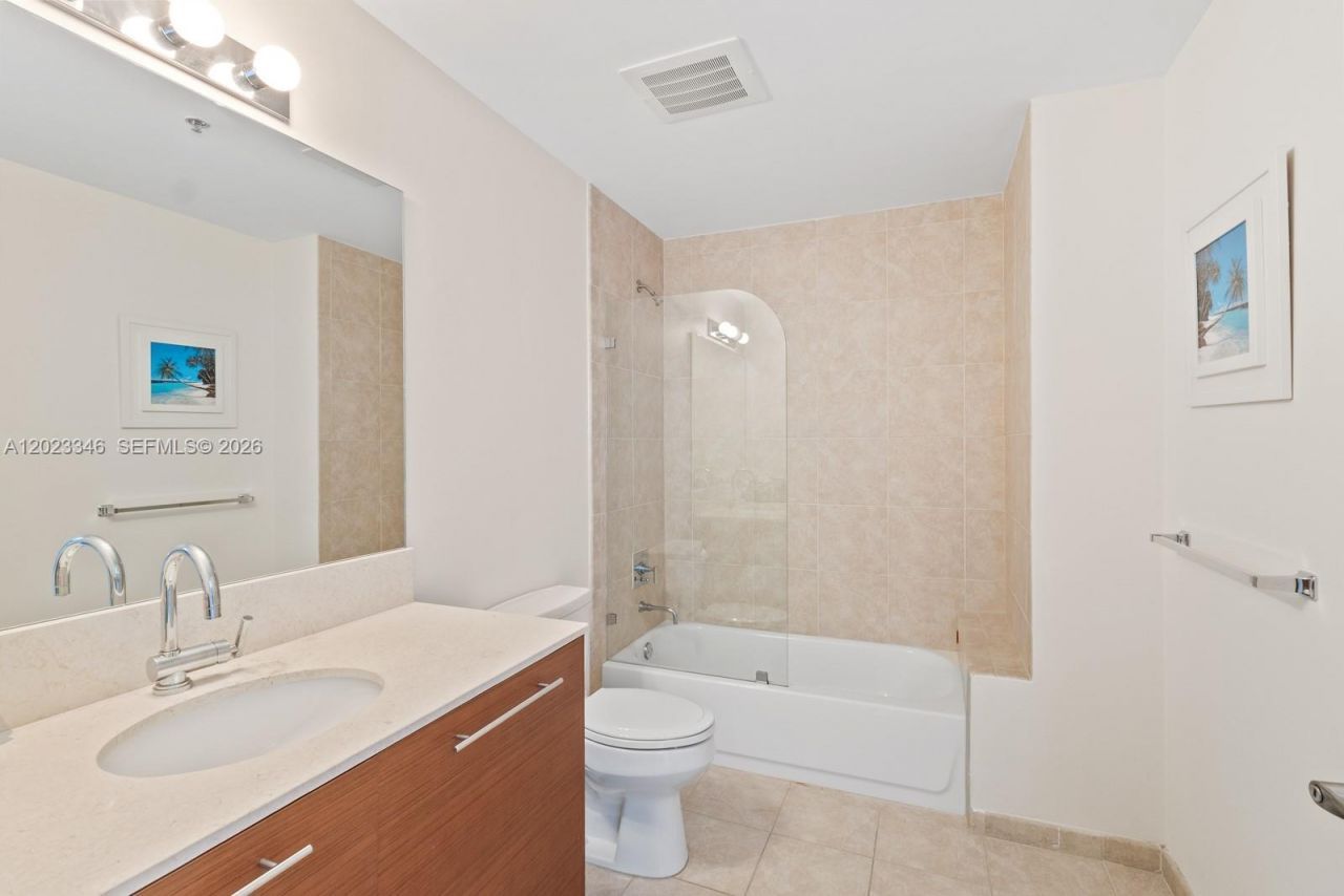 2641 N Flamingo Rd , Unit 2408N, Sunrise, FL 33323 Photo