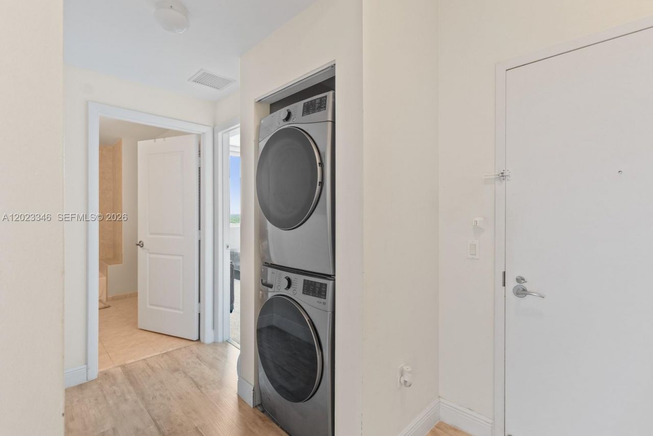 2641 N Flamingo Rd , Unit 2408N, Sunrise, FL 33323 Photo