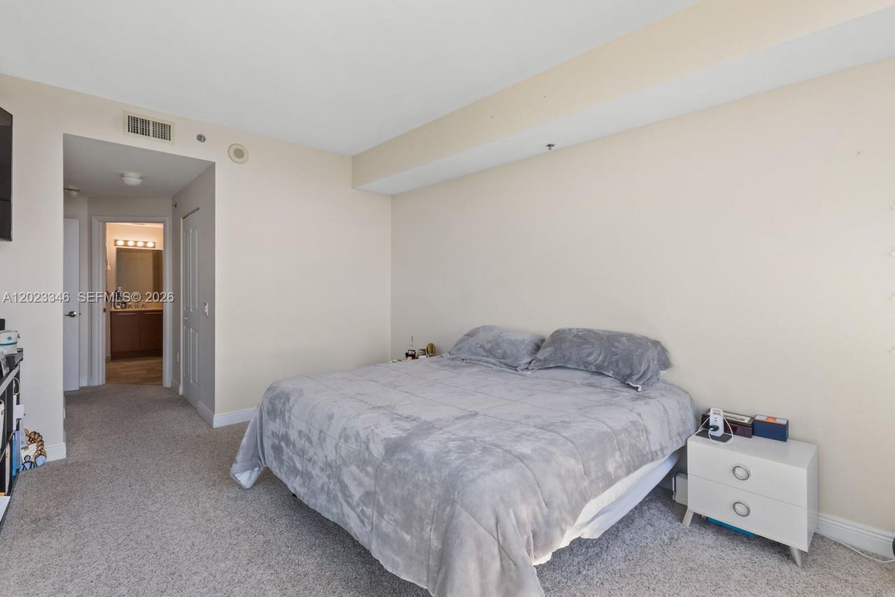 2641 N Flamingo Rd , Unit 2408N, Sunrise, FL 33323 Photo