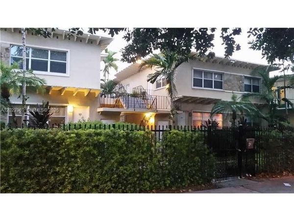 990 Meridian Ave, Unit -, Miami Beach, FL 33139