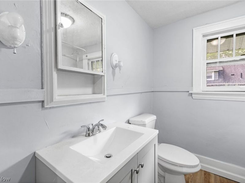 1396 Curtis Street, Akron, OH 44301 Photo 15