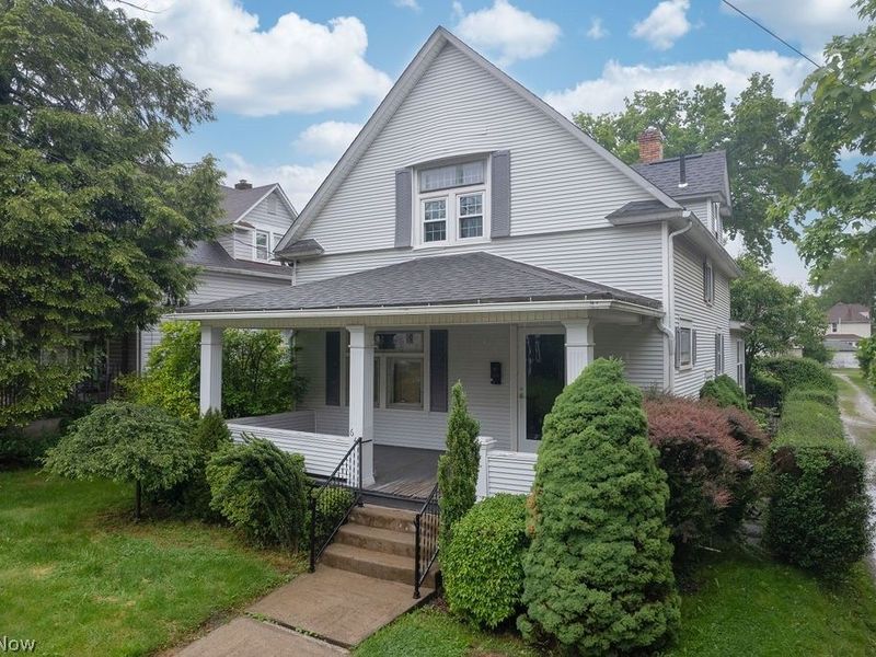 645 W Summit Street, Alliance, OH 44601 Photo 3